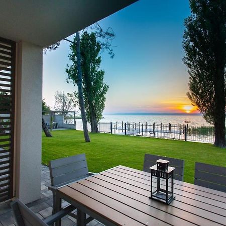 Beach 101 Villa Siofok Luaran gambar